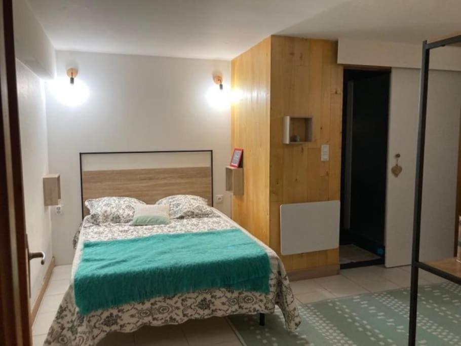 Superbe Appartement Au Calme De 1 A 3 Personnes Sarlat Exterior foto